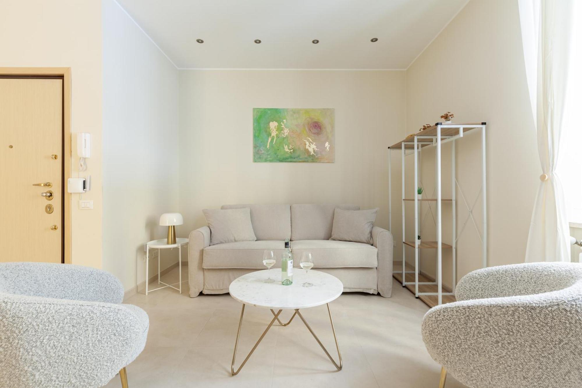Hostly-the Happya Charme Apartment Rom